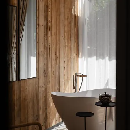 Stary Niedzwiedz Bed and breakfast 4*
