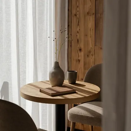 Stary Niedzwiedz Bed & Breakfast